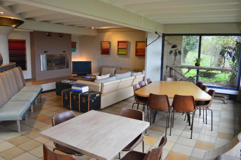 Casa Marta : Suites, Terrasses Et Vue Panoramique Турнон-сюр-Рон Екстер'єр фото